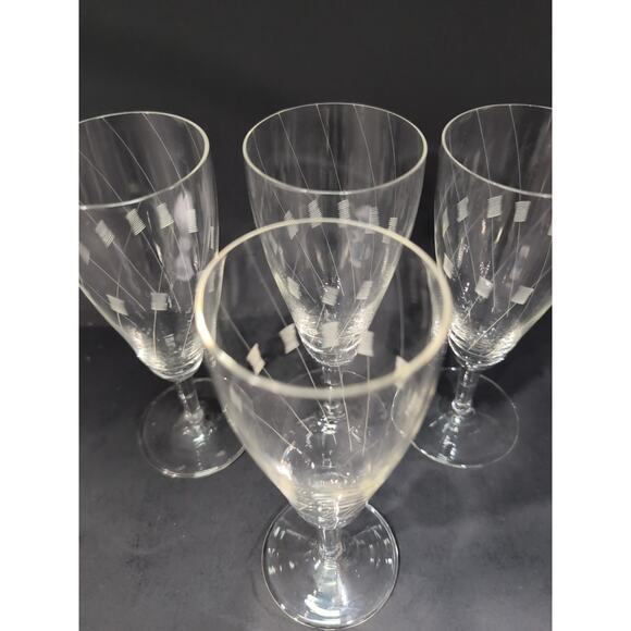 Art Deco Clear Glass Cocktail Goblets, Set of 4 Etched Glasses, Vintage Glasses - Picture 5 of 9